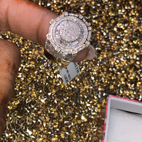 10k Solid Gold Baguette Real diamond circle custom made ring, FREE APPRAISAL WOW - Picture 14 of 14